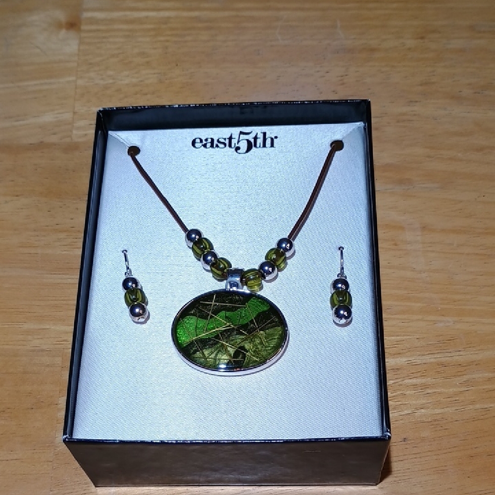 East 5th Green and Silver Necklace Set